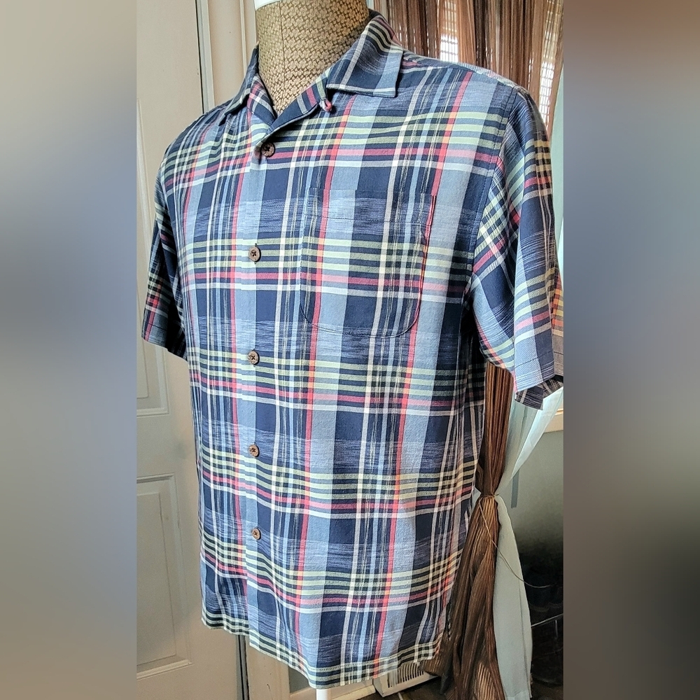 Tommy Bahama Silk Classic Fit Camp Button Down Mens S Blue Red Plaid Short Sleev